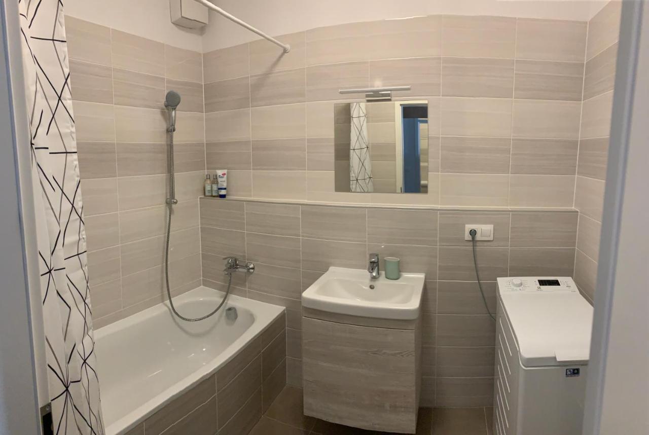 Greenbay Golf Apartments Trenčín Dış mekan fotoğraf