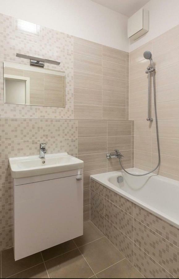 Greenbay Golf Apartments Trenčín Dış mekan fotoğraf